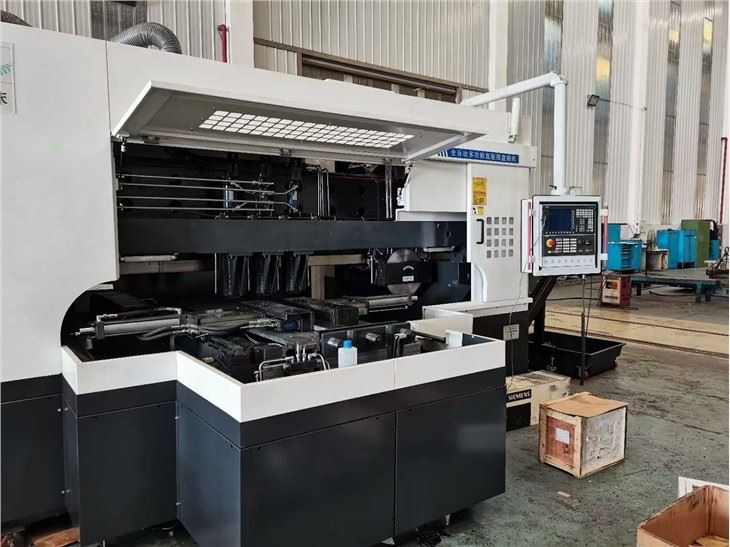 Bilim Teknoloji En İyi Fiyatla Dünyayı Değiştiren CNC Çelik Testere ve Freze Makinesi