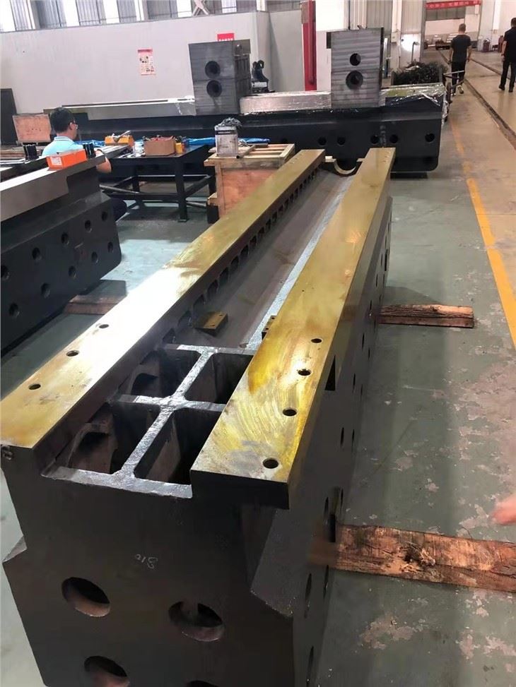 Simple Maintenance CNC Steel Sawing And Milling Machine